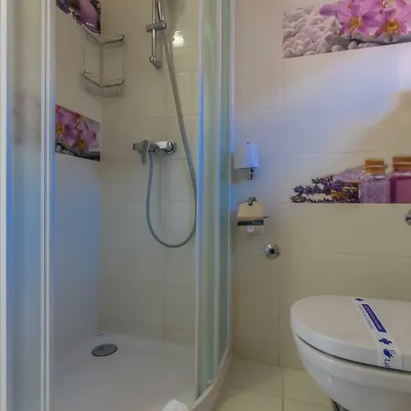 Rossa Lägenhet Kampor