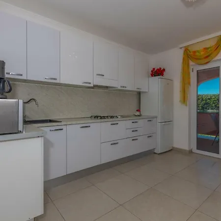 Rossa Appartamento Kampor