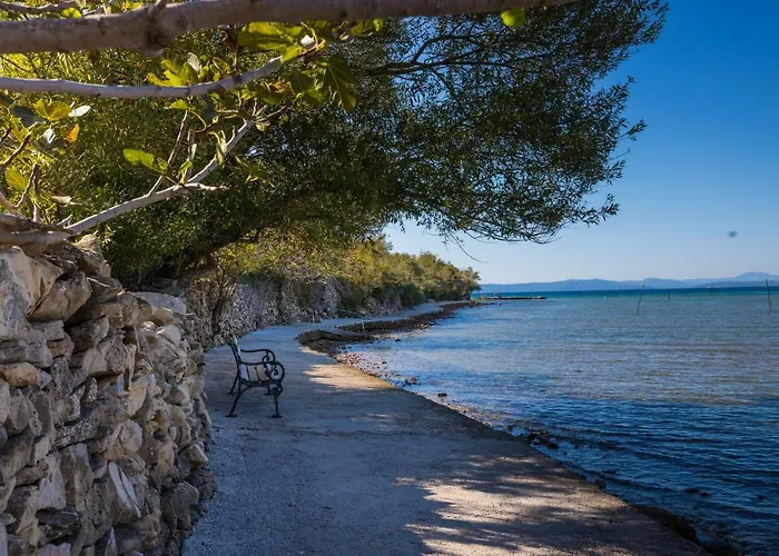 Rossa Apartment Kampor