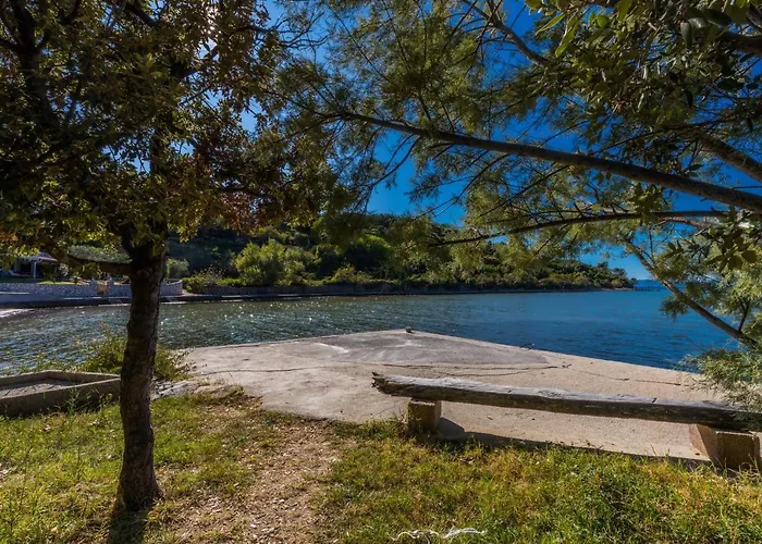 Rossa Apartment Kampor