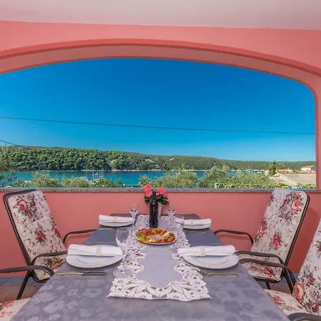 Rossa Apartament